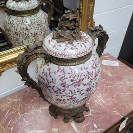 Large Attractive Ceramic Ornamental Lidded Jar with Stunning Ormolu Features