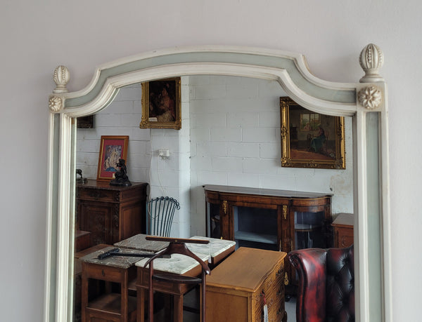 Vintage Louis 16th style French original painted mirror with its original mirror which is showing signs of age. They have been sourced from France and are in good original condition.