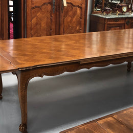 Stunning French Louis XVth style large Extension table