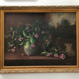 Beautiful signed framed oil on board in a gilt frame in good condition.