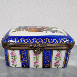 Lovely Antique Limoges Style Hand Painted Porcelain Casket Trinket Box