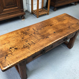 Fabulous small French oak coffee table, with two drawers and lovely character in good condition.