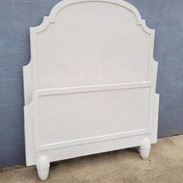 Two attractive vintage French chalk painted king single Art Deco beds. They have been sourced from France and are in good original condition.