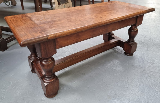 Beautiful French Oak, solid coffee table with a chunky base and in good original detailed condition. Great size for smaller rooms.