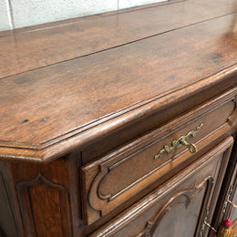 Lovely Antique late 18th century sideboard