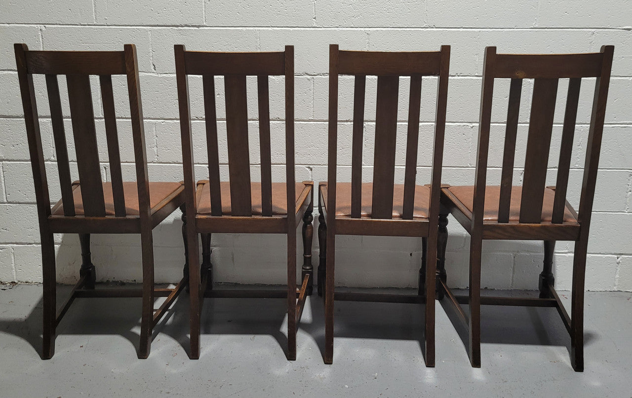 Fabulous Small Oak Extension Table & Four Dinning Chairs | Antique & Vintage | Moonee Ponds Antiques | Australia Wide Delivery
