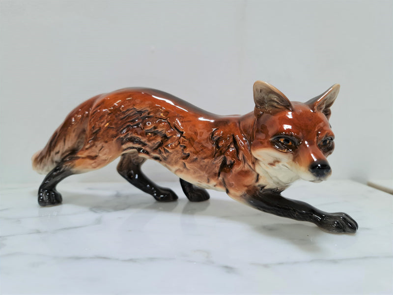 Beautifully sculptured and colored vintage Goebel Hummel fox figurine. Marked to base Goebel W Germany and numbered on leg 014. In great original condition.