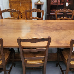 Vintage custom made fruitwood pedestal dinning table, comfortable fits 8-10 people. In good original condition. Sourced locally. Please see pictures to form part of the description.