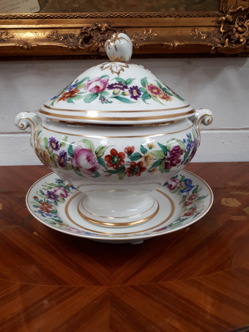 19th Century Pairs Porcelain Tureen With Lid