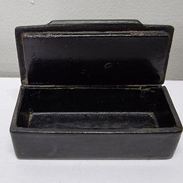 Victorian Papier-mâché Snuff Box