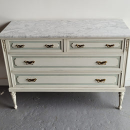 Charming Vintage French Louis 16th style original chalk painted chest of four drawers. It has been sourced from France and in good original condition.