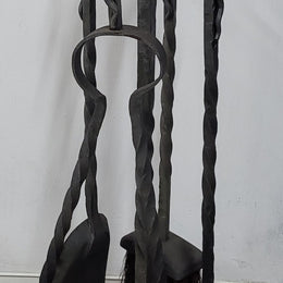 Distinctive vintage arts and craft heavy hand wrought fire set, it has 4 tools on a lovely base. Circa 1930's. In great original condition