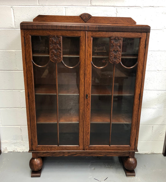English Oak Tudor Style Bookcase/Display Cabinet