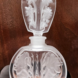 Charming Intaglio Glass Vintage Perfume Bottle and Stopper.