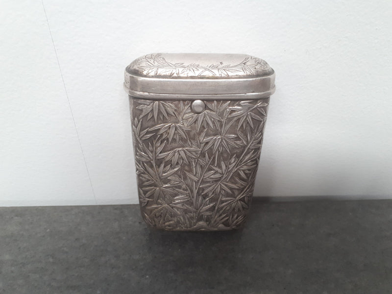 Antique stunning heavy quality Chinese export silver cigar case. Unusual folding action. Circa 1880. Hallmarked. 101 grams.