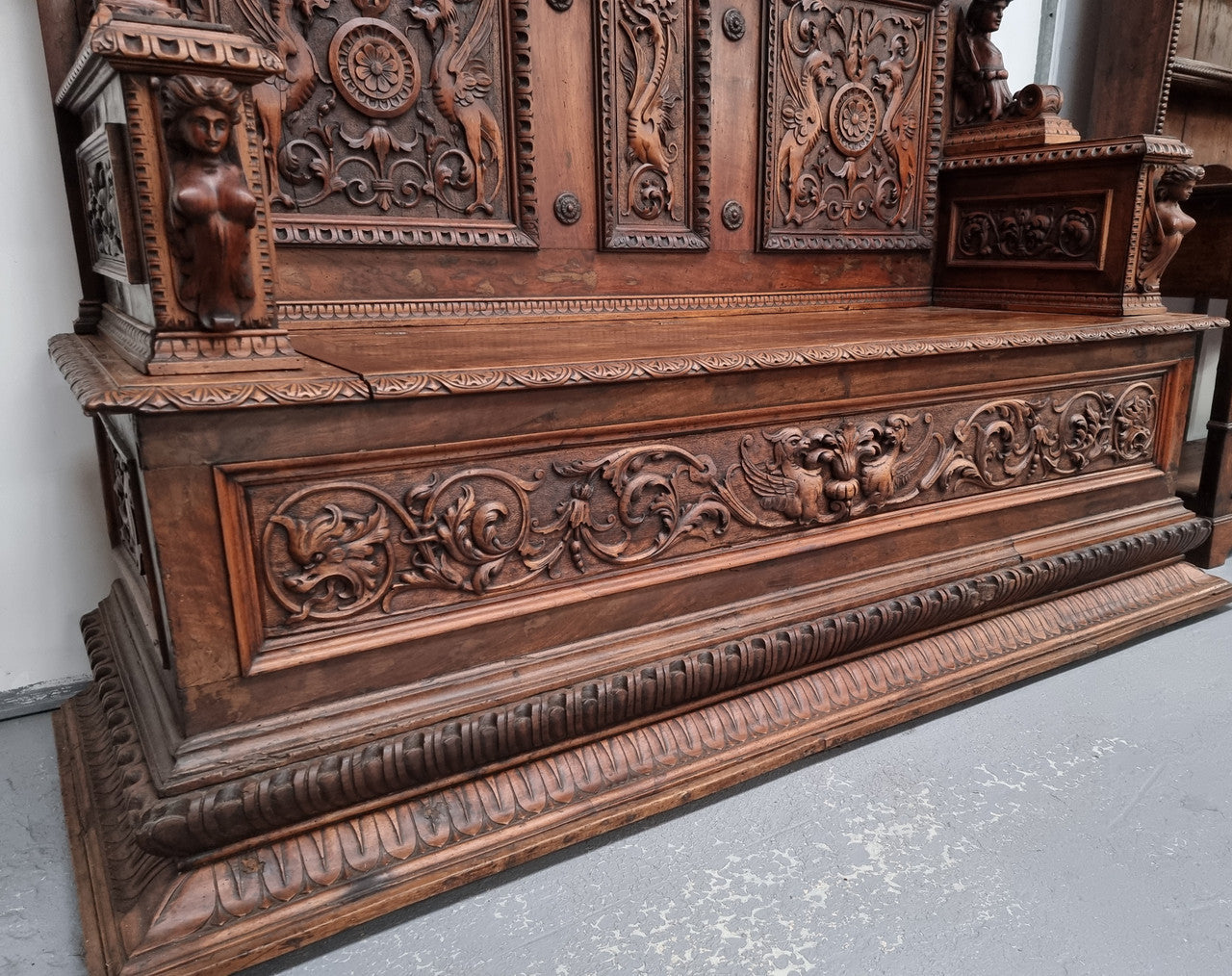 18th Century Carved Italian Renaissance Style Hall Seat | Antique & Vintage | Moonee Ponds Antiques | Australia Wide Delivery