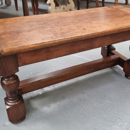Beautiful French Oak, solid coffee table with a chunky base and in good original detailed condition. Great size for smaller rooms.