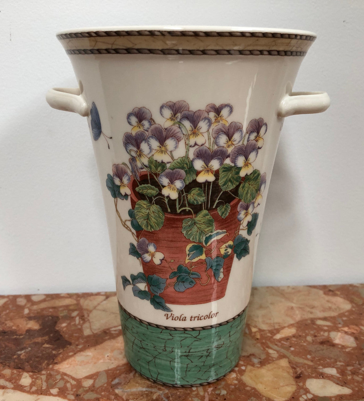 Beautiful Wedgwood Vase | Antique & Vintage | Moonee Ponds Antiques | Australia Wide Delivery