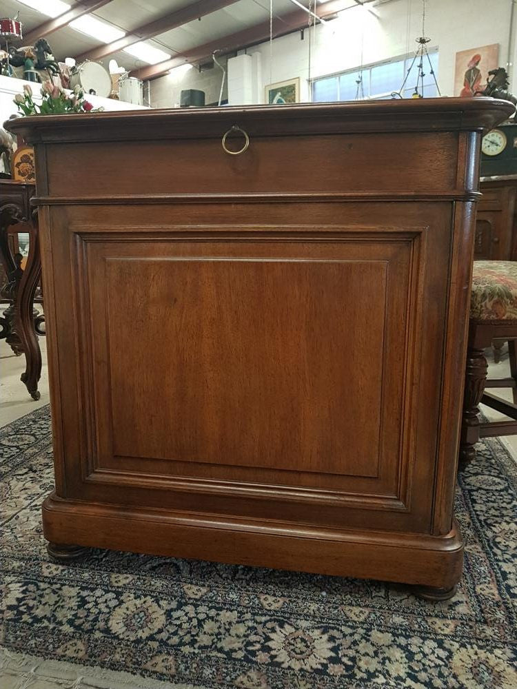 French 19th Century Walnut Pedestal Desk