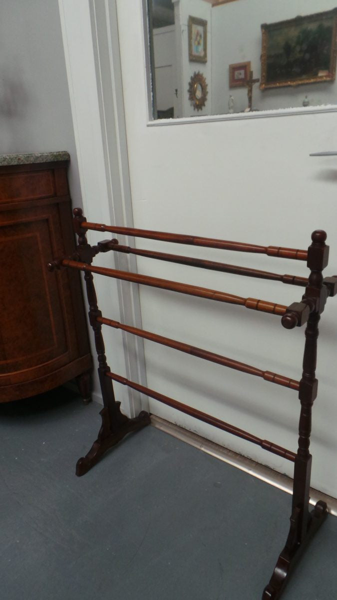 Beautiful Mahogany Towel Rail