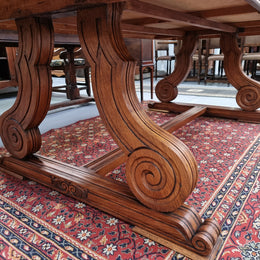 Beautiful Spanish style Oak dining table with a lovely carved border. Sourced in France and in good original detailed condition.