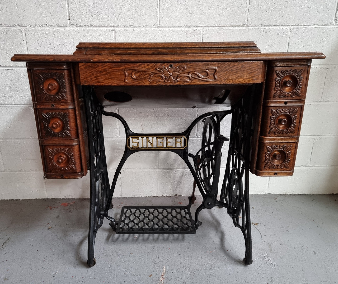 Oak Singer Treadle Sewing Machine on Cast Iron Base | Antique & Vintage | Moonee Ponds Antiques | Australia Wide Delivery