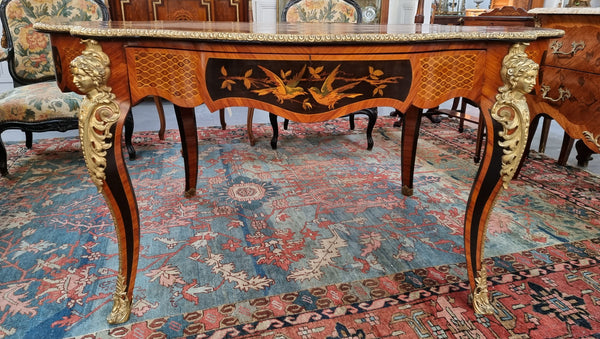 Fabulous Quality French Kingwood and Rosewood Bureau Plat . Lovely Marquetry inlay with elegant ormolu mounts.