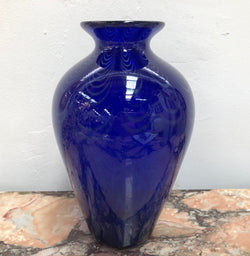 Stunning Australian Art glass vase | Antique & Vintage | Moonee Ponds Antiques | Australia Wide Delivery