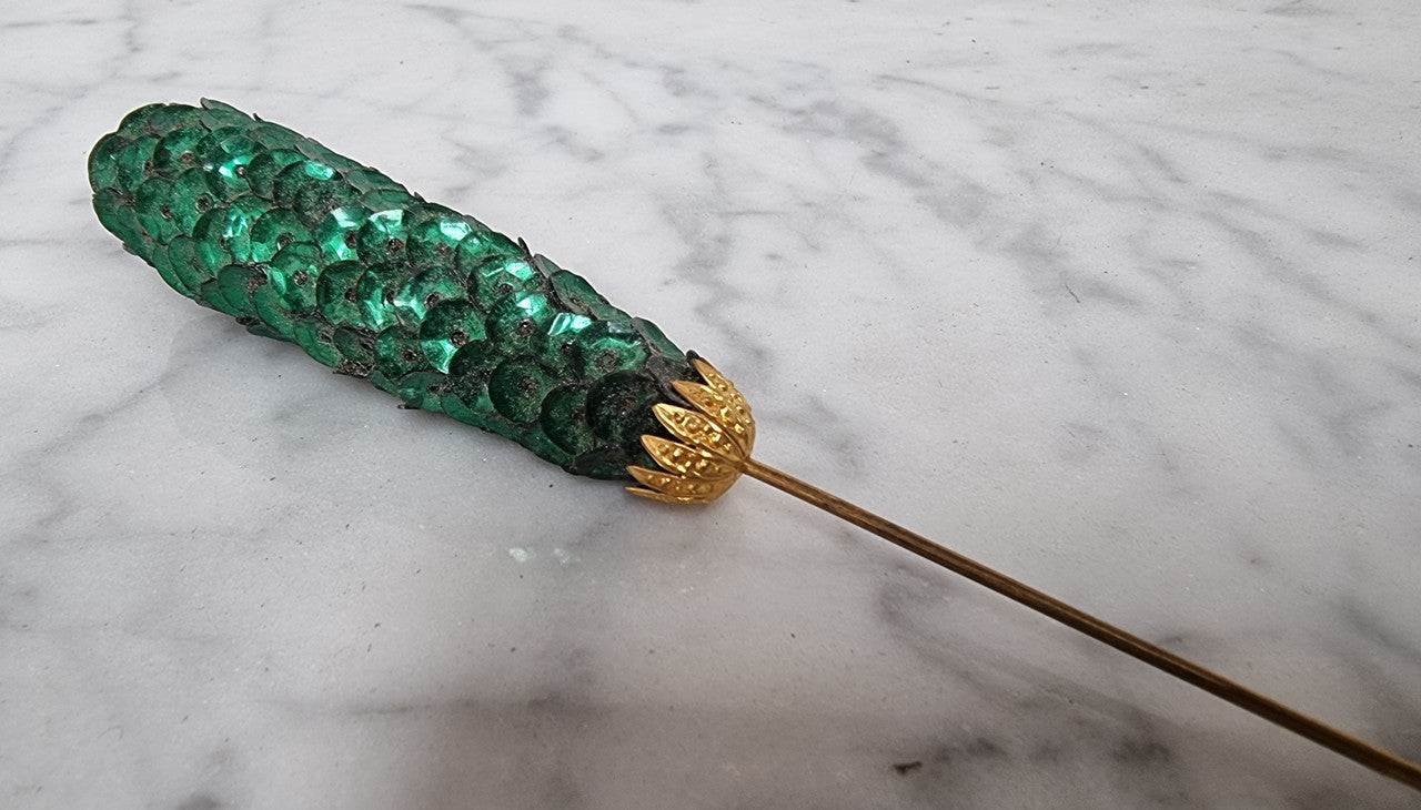 Art Deco Green Hat Pin