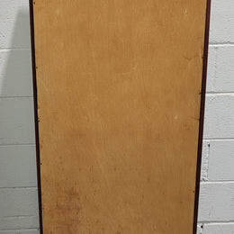 Vintage Mahogany petite display cabinet with three solid glass shelves. Ideal for a small area and is in good original detailed condition.