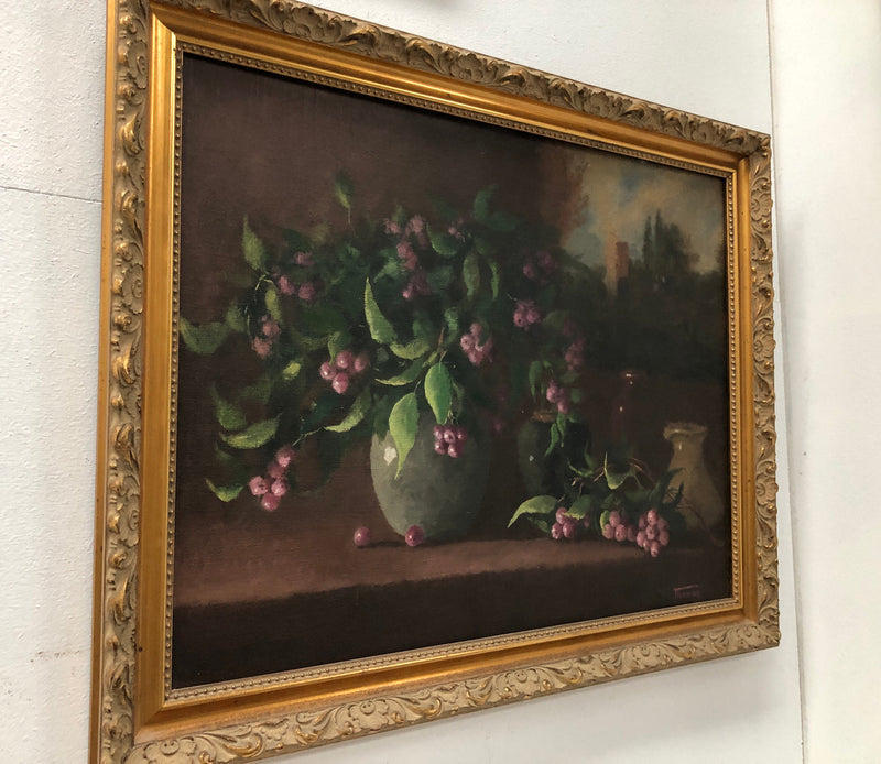 Beautiful signed framed oil on board in a gilt frame in good condition.