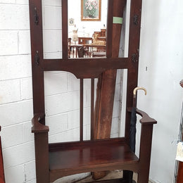 Simple Hallstand
