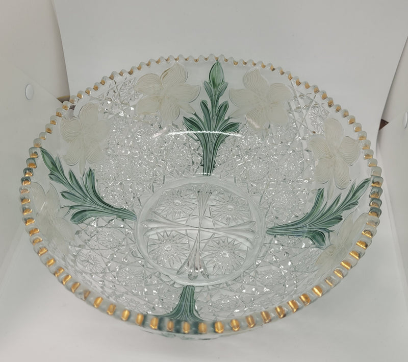 Beautiful unusual Edwardian glass bowl with hand painted features. It is in good original condition with some minor chips, please view photos has they help form part of the description.