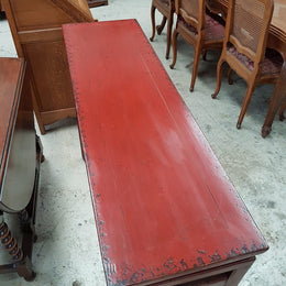 Functional Chinese Altar Table