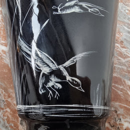 Charming vintage wall pocket vase.  Black with hand painted cream ducks.  Length 19.5cm  Width 14.5cm Marked W26 on the rear.