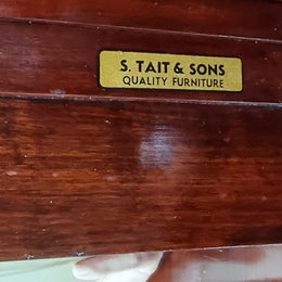 1950’s Chippendale Style Flame Mahogany Four door Bar. The top section has glass shelves and a mirrored pull out tray for storing glasses, decanters & serving etc. It also has a silver presentation plaque to the Mayor of Hawthorn 1958. The bottom section is for storage bottles etc. A stunning and practical piece.