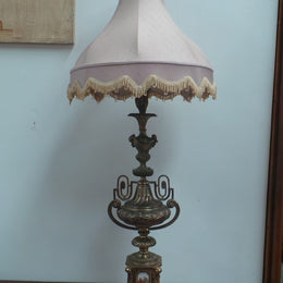 Vintage Table Lamp With Pink Shade
