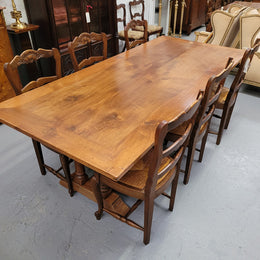 Vintage custom made fruitwood pedestal dinning table, comfortable fits 8-10 people. In good original condition. Sourced locally. Please see pictures to form part of the description.