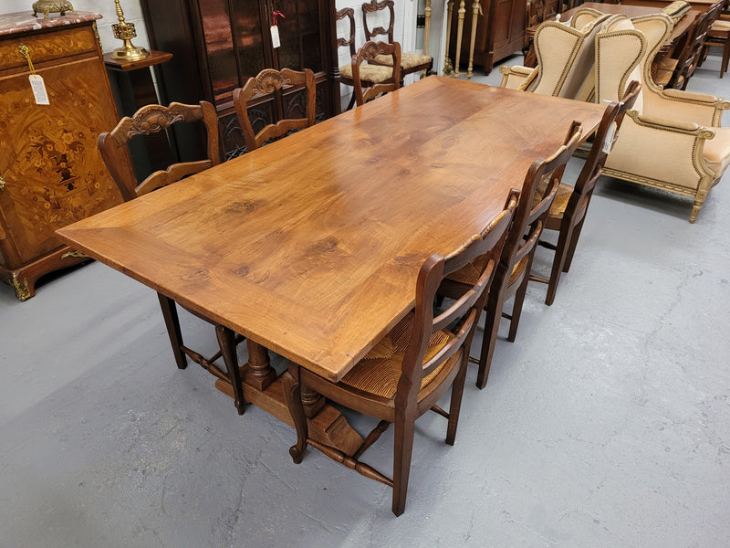 Vintage custom made fruitwood pedestal dinning table, comfortable fits 8-10 people. In good original condition. Sourced locally. Please see pictures to form part of the description.