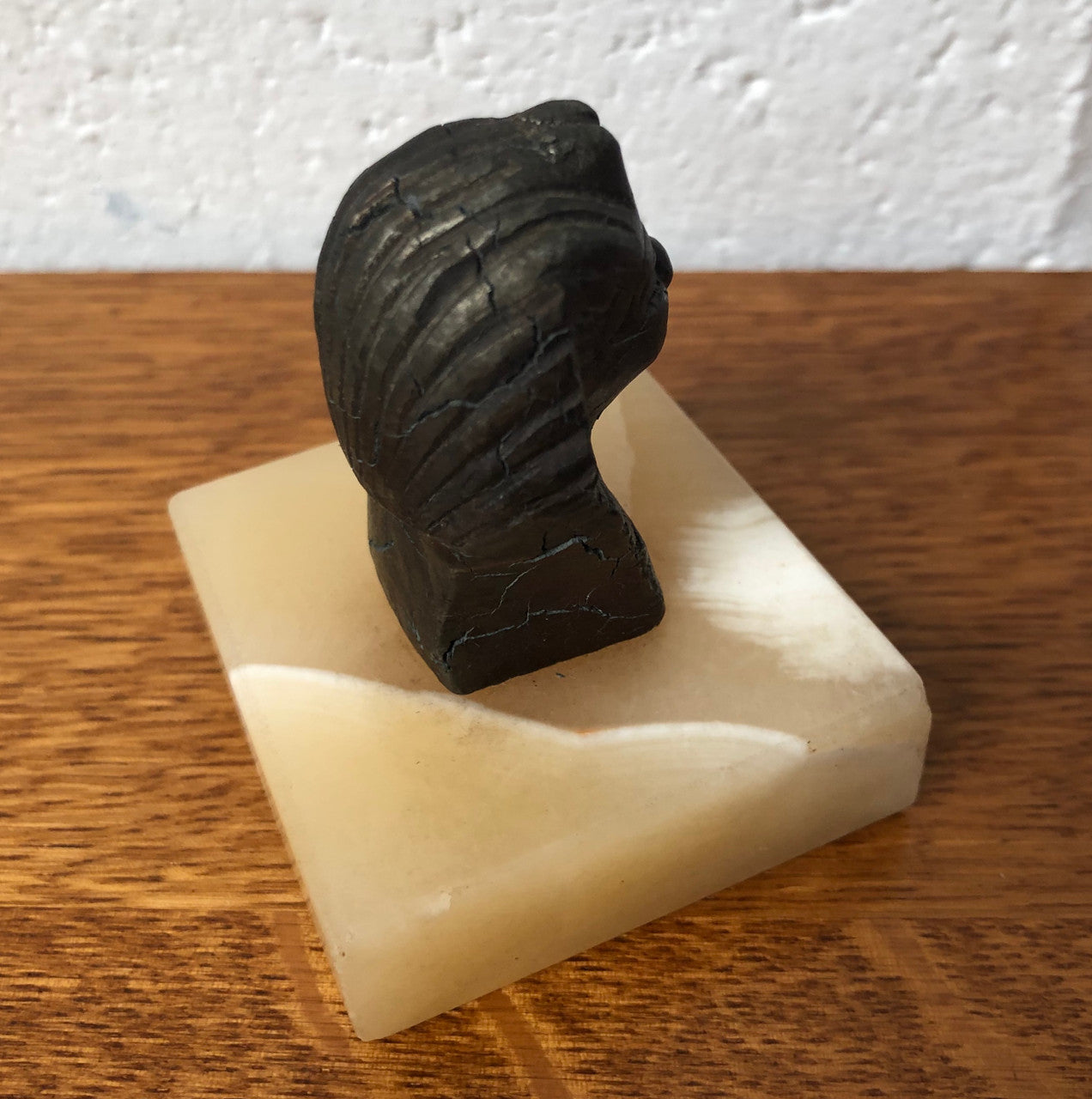 Edwardian Egyptian Sphinx head paperweight. Made from bronze and alabaster marble.