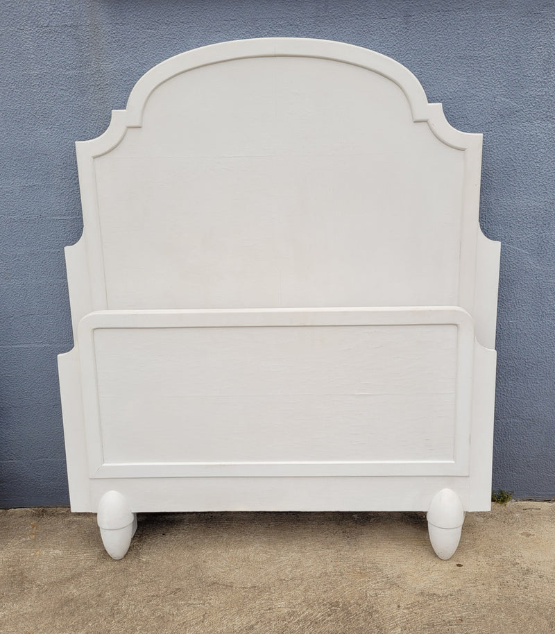 Two attractive vintage French chalk painted king single Art Deco beds. They have been sourced from France and are in good original condition.