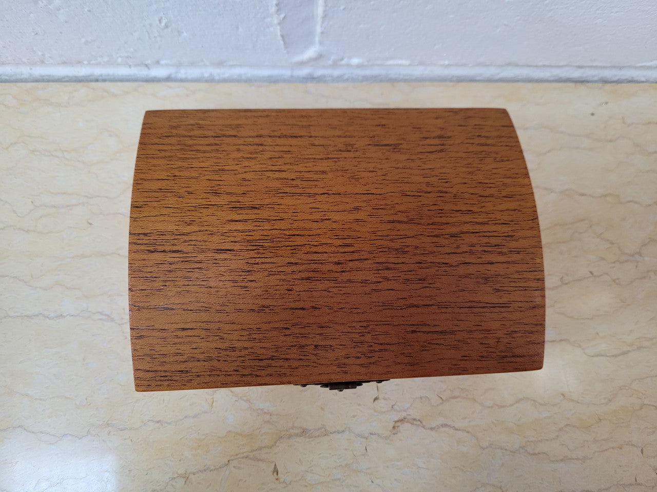 At Moonee Ponds Antiques- Vintage hinged Cedar box with velvet lining. In good condition please view photos as they help form part of the description.