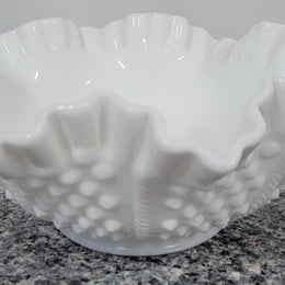 Charming frilled edge “Fenton” milk glass bowl. It is in good original condition, please view photos as they help form part of the description.