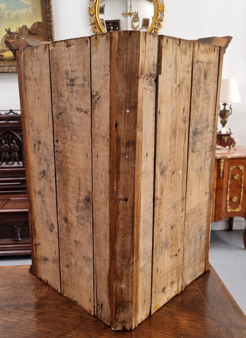 Vintage Victorian style pine corner cabinet with 2 shelves for display in good original condition.