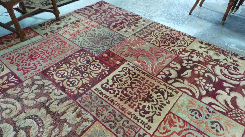 Beautiful Decorative Floor Rug | Antique & Vintage | Moonee Ponds Antiques | Australia Wide Delivery