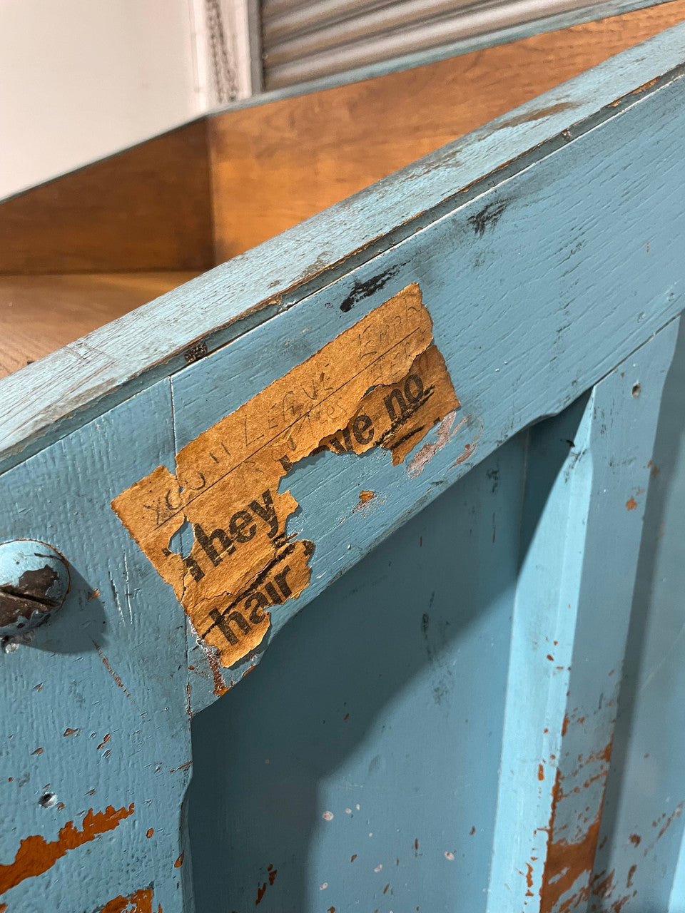 Fabulous set of vintage painted blue printers drawers that have adjustable separators which can be taken out for large papers. The drawers are various sizes and there is a section on top for working on or for storing brushes or tall items . These would be perfect for artists or jewellery pieces or even architects. Such a beautiful piece of industrial furniture.