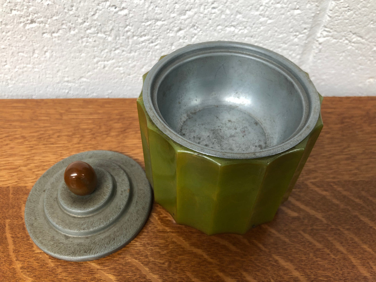 Art Deco Bakelite & Musical | Antique & Vintage | Moonee Ponds Antiques | Australia Wide Delivery