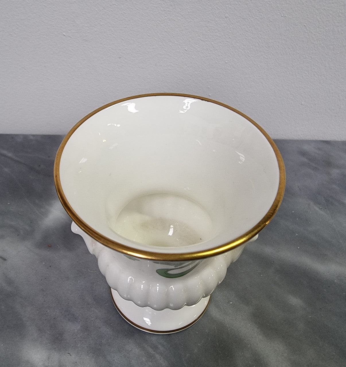 Wedgwood small urn vase with a dragon pattern and gold trim, in great original condition.
