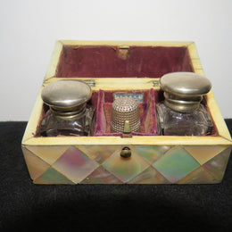 Very Rare Victorian Mother Of Pearl Ladies Travelling Vanity Set