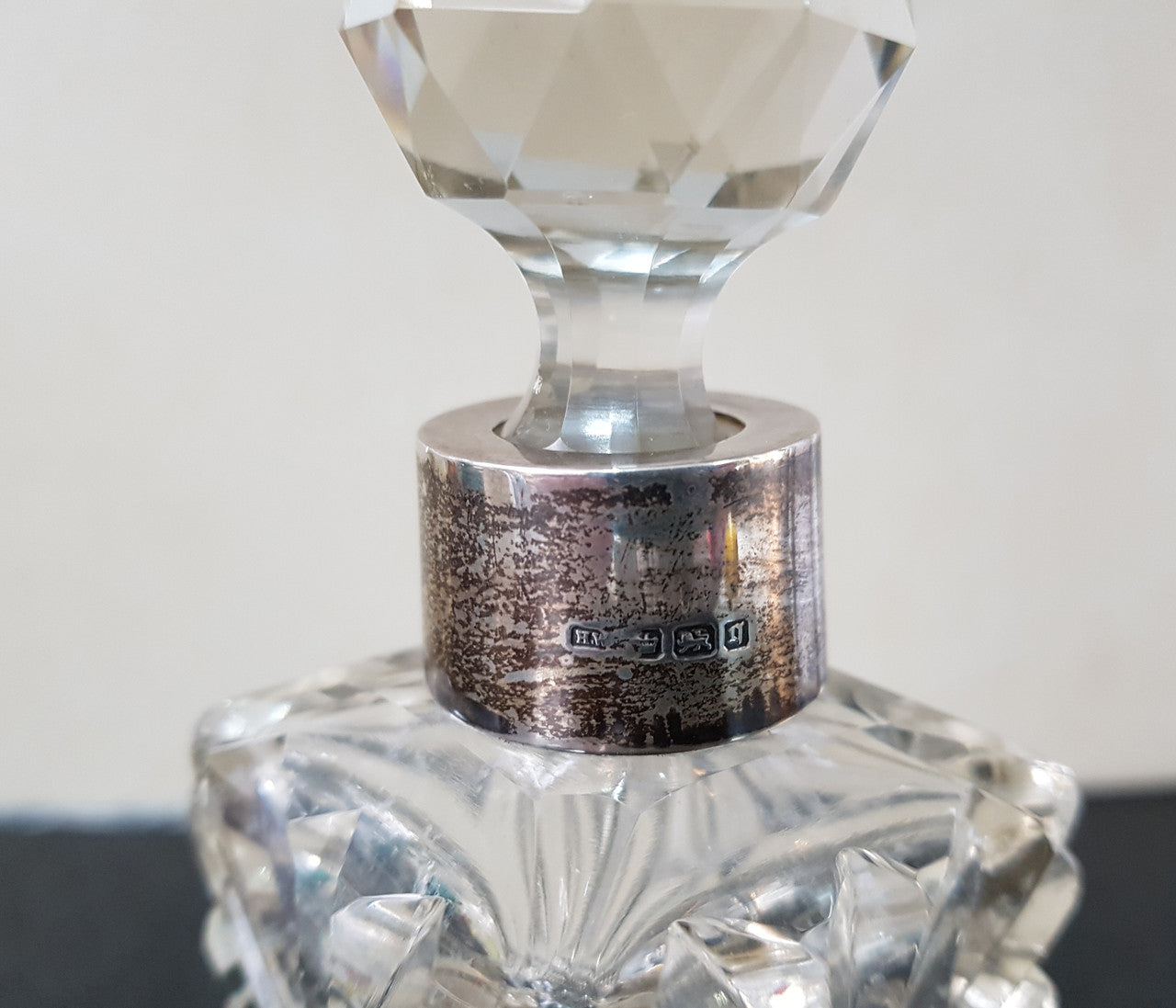 Victorian Crystal Scent Bottle | Antique & Vintage | Moonee Ponds Antiques | Australia Wide Delivery